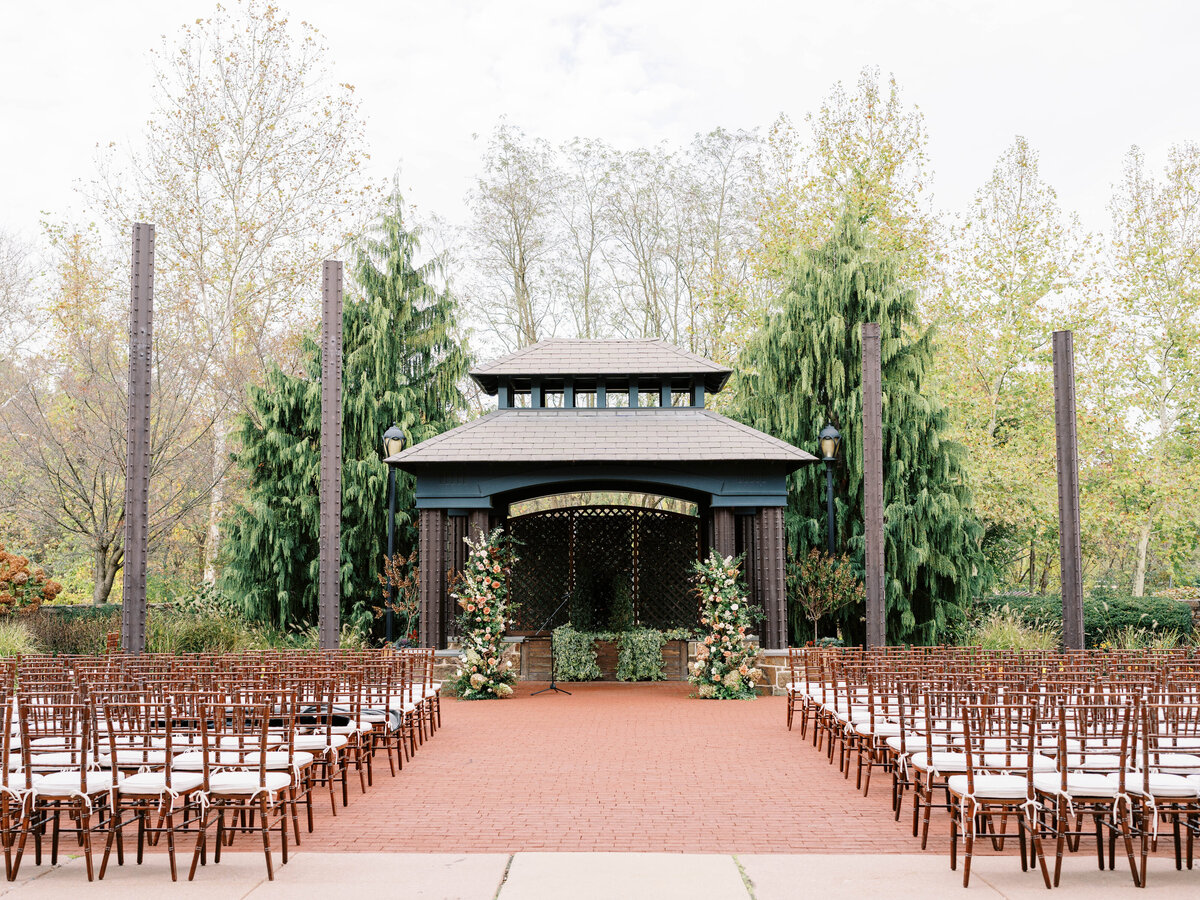 Phoenixville-Foundry-Romantic-Fall-Wedding-Photographer-Ceremony-Photos_77