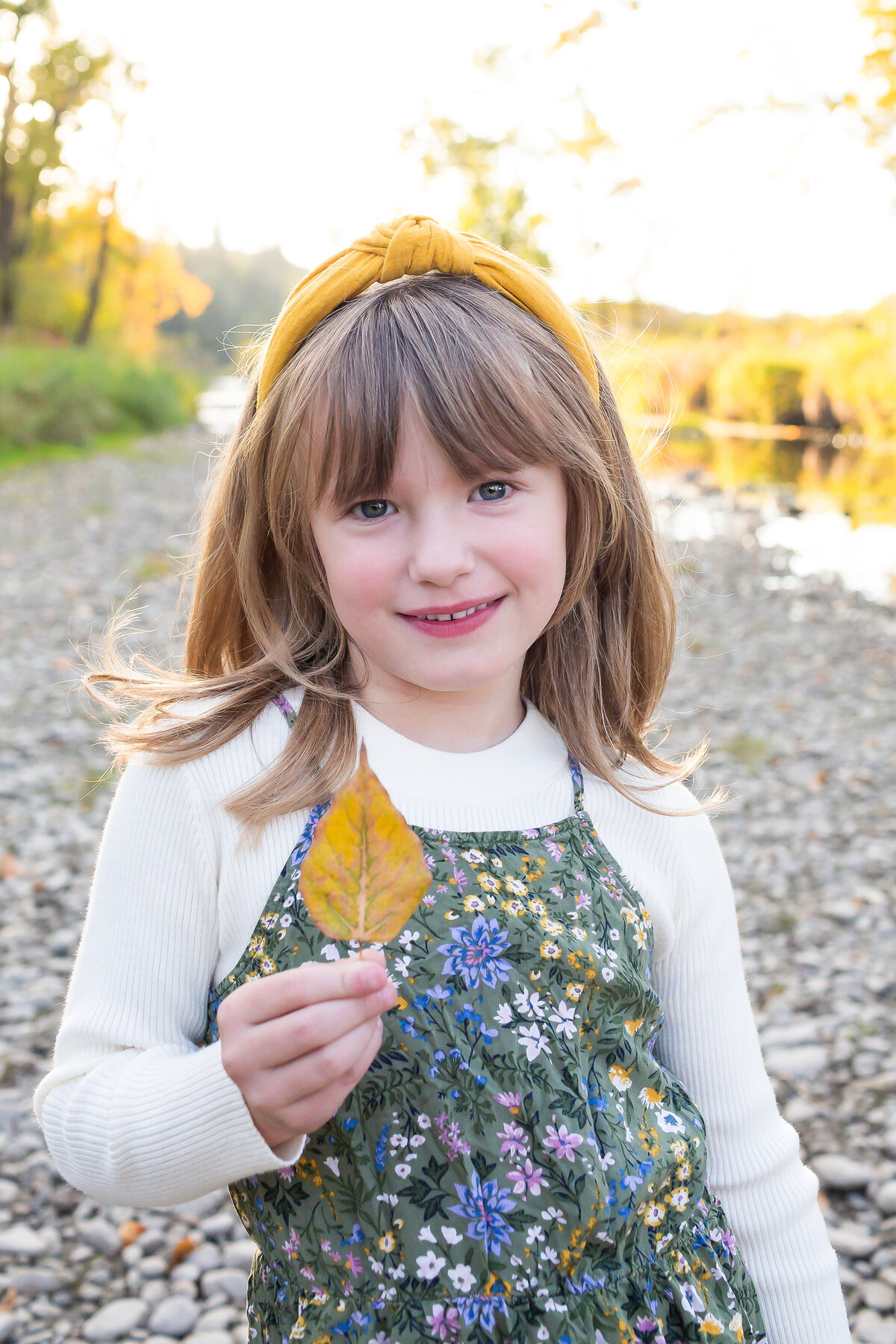 Calgary-outdoor-family-photos-Kate-Daniel-Photography-5