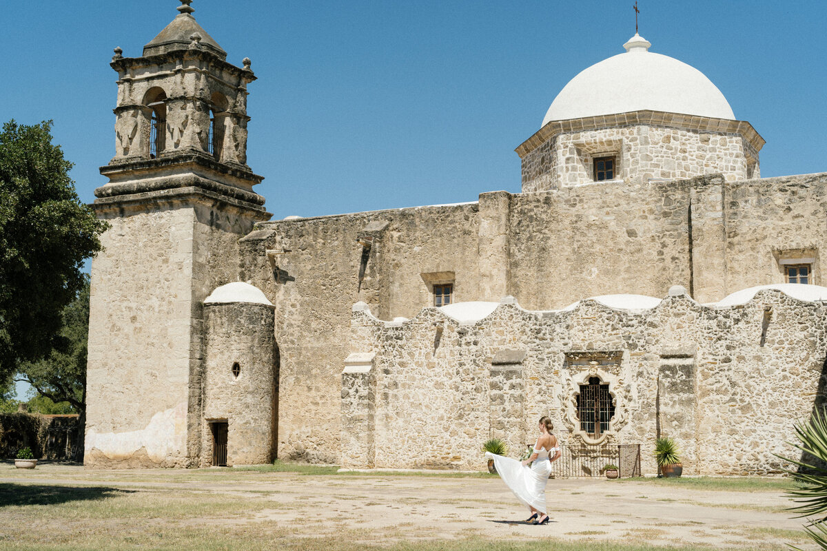 Austin-Wedding-Photographer-Faith-and-Fire-Photos-51