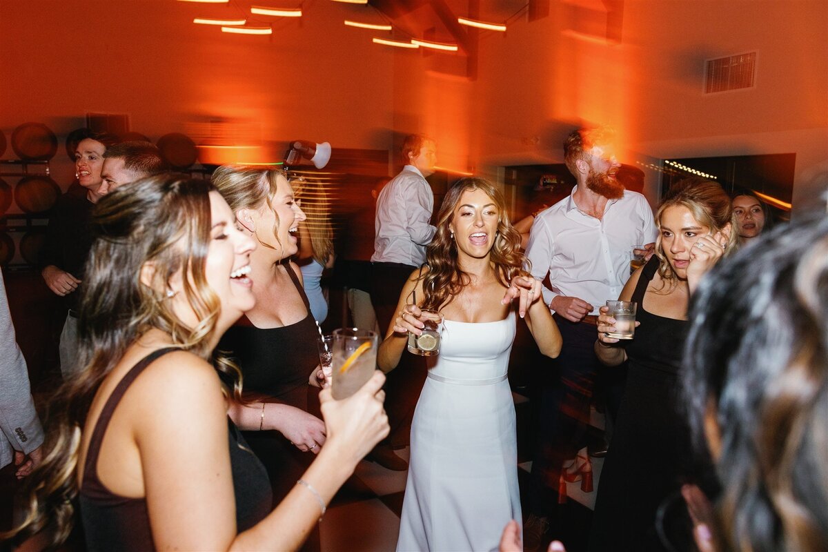 viansa-wedding-sonoma-emma-taylor-ashley-carlascio-photography-1539