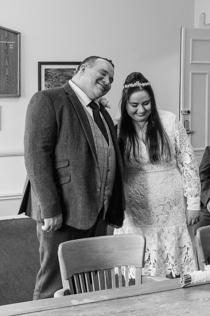 Holmes wedding photography - bakewell registry office then chatsworth estate, derbyshire- Nostalgia photogra