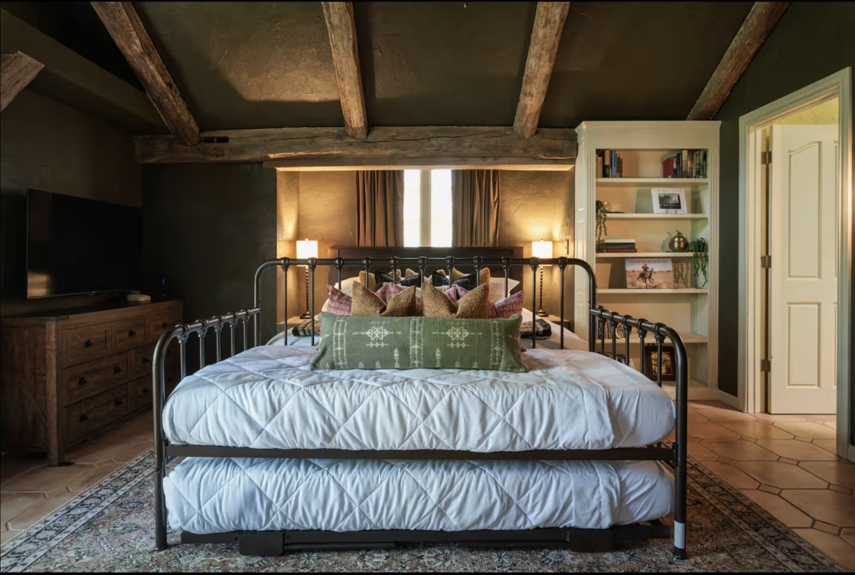 Screenshot 2025-10-19 at 4.46.34 PM