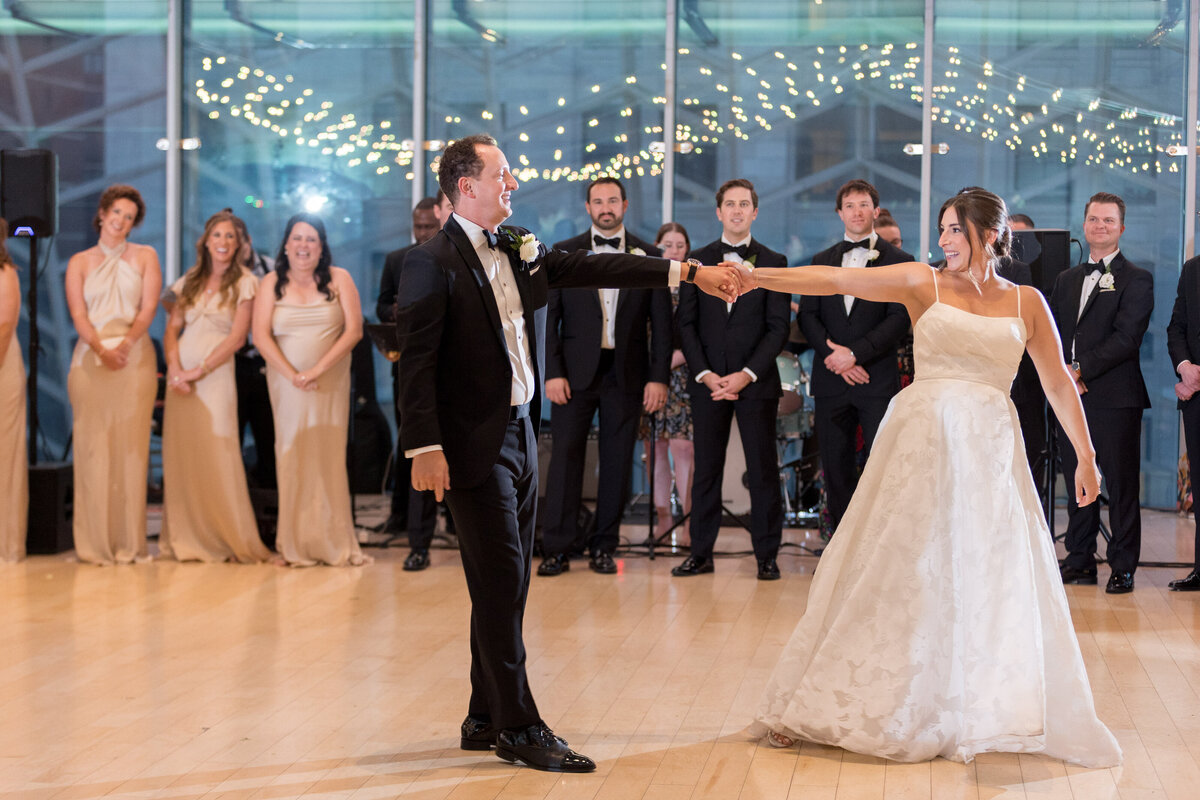 Kimmel Center Wedding_Susan Hennessey Photography_81