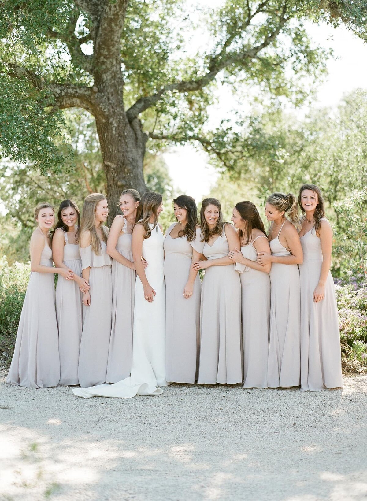 kendall-stephen-bw-theory-hill-country-wedding28_1