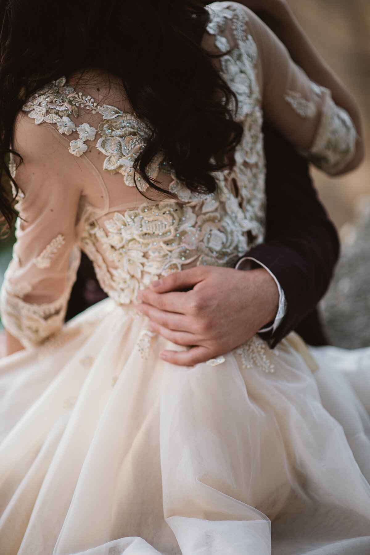 Orlando based Wedding and engagement photo studio