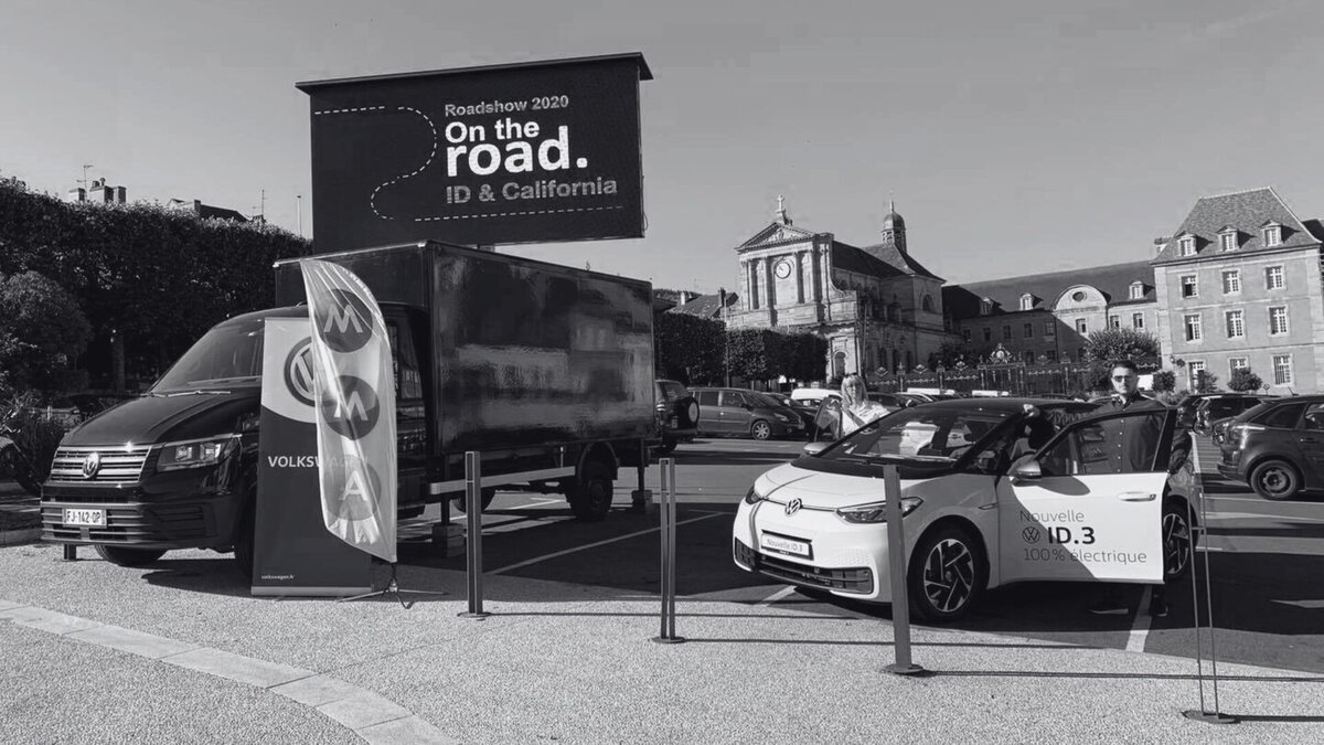 publicité-ecran-geant-mobile
