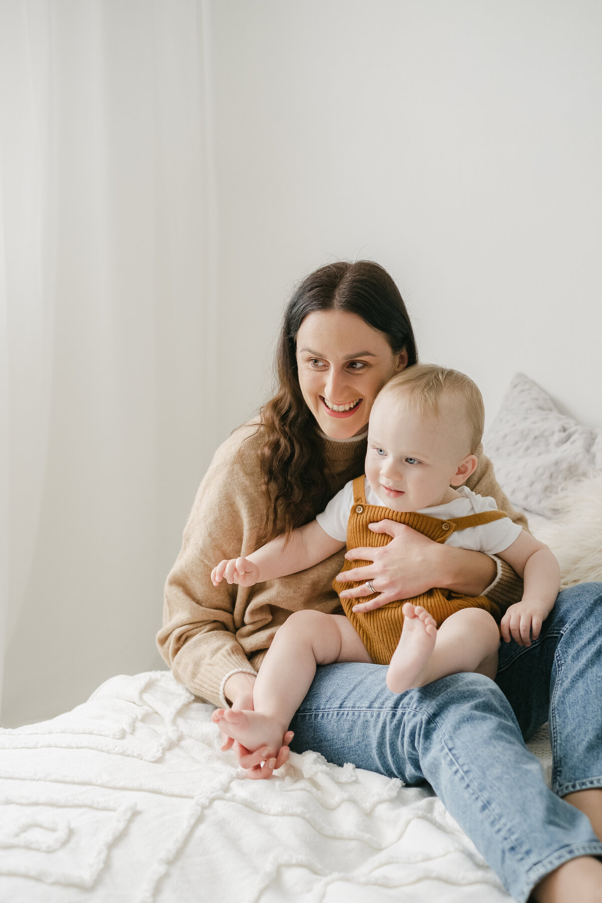 Suzi Bird Newborn, Maternity and Family Photographer in Clevedon, Bristol, North Somerset