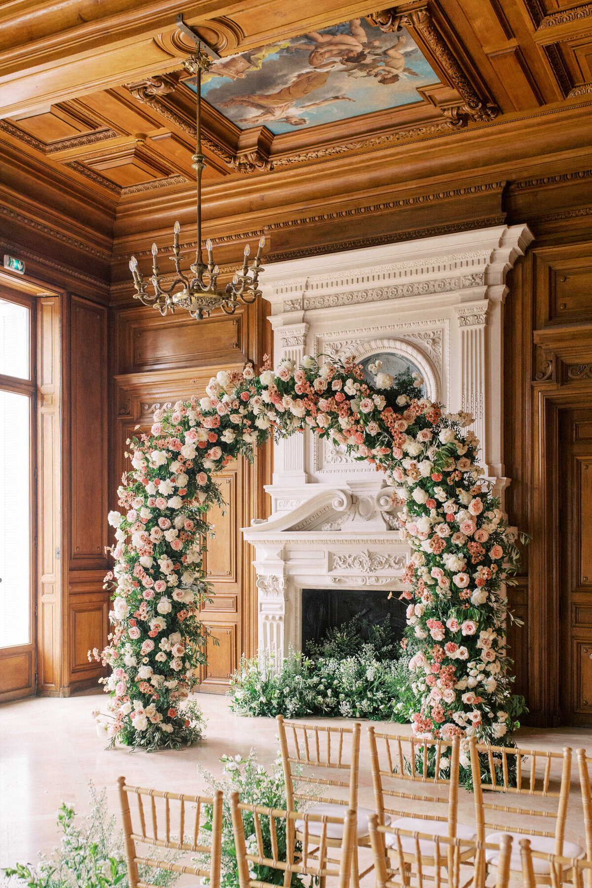 Maïlys Fortune Photography Husband Wife Wedding Weddings Photography France Switzerland Italy Timeless Dreamy Imagery Bilingual French English Destination Weddings Destination Wedding Provence French Riviera Paris Lake Como Tuscany201