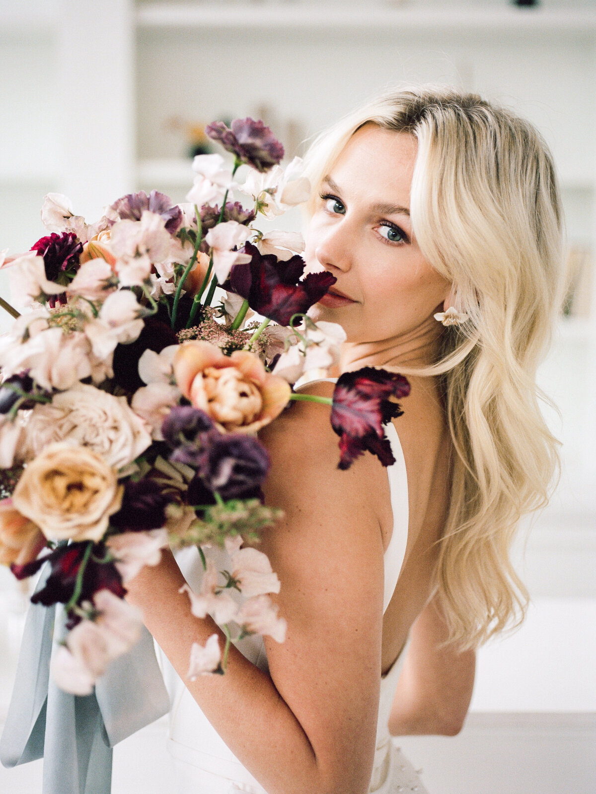 ChicBride_TheByesPhoto_MillerhouseFlowers_161