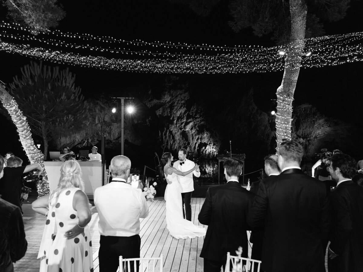 Black-Tie-Wedding-at-Four-Seasons-and-Vouliagmeni-Lake-107