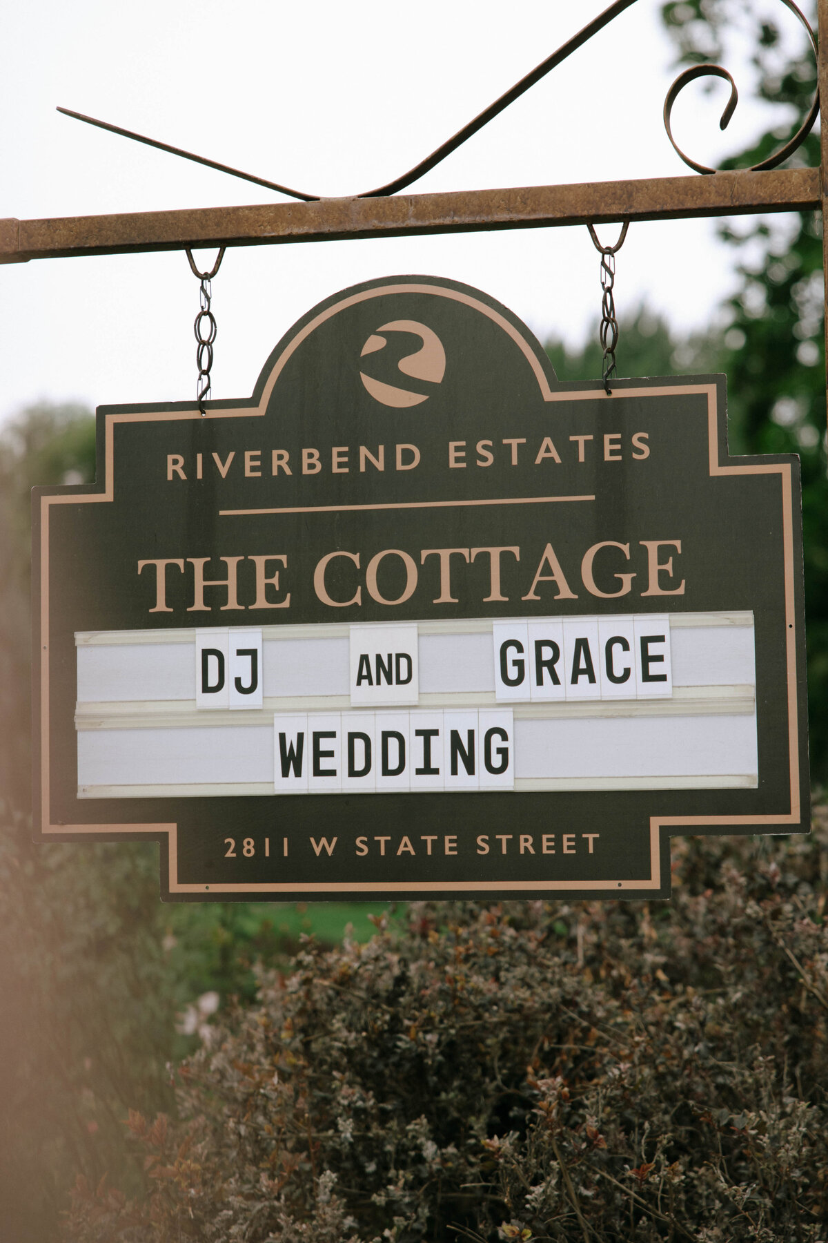 the-cottage-at-riverbend-eagle-idaho-wedding-11