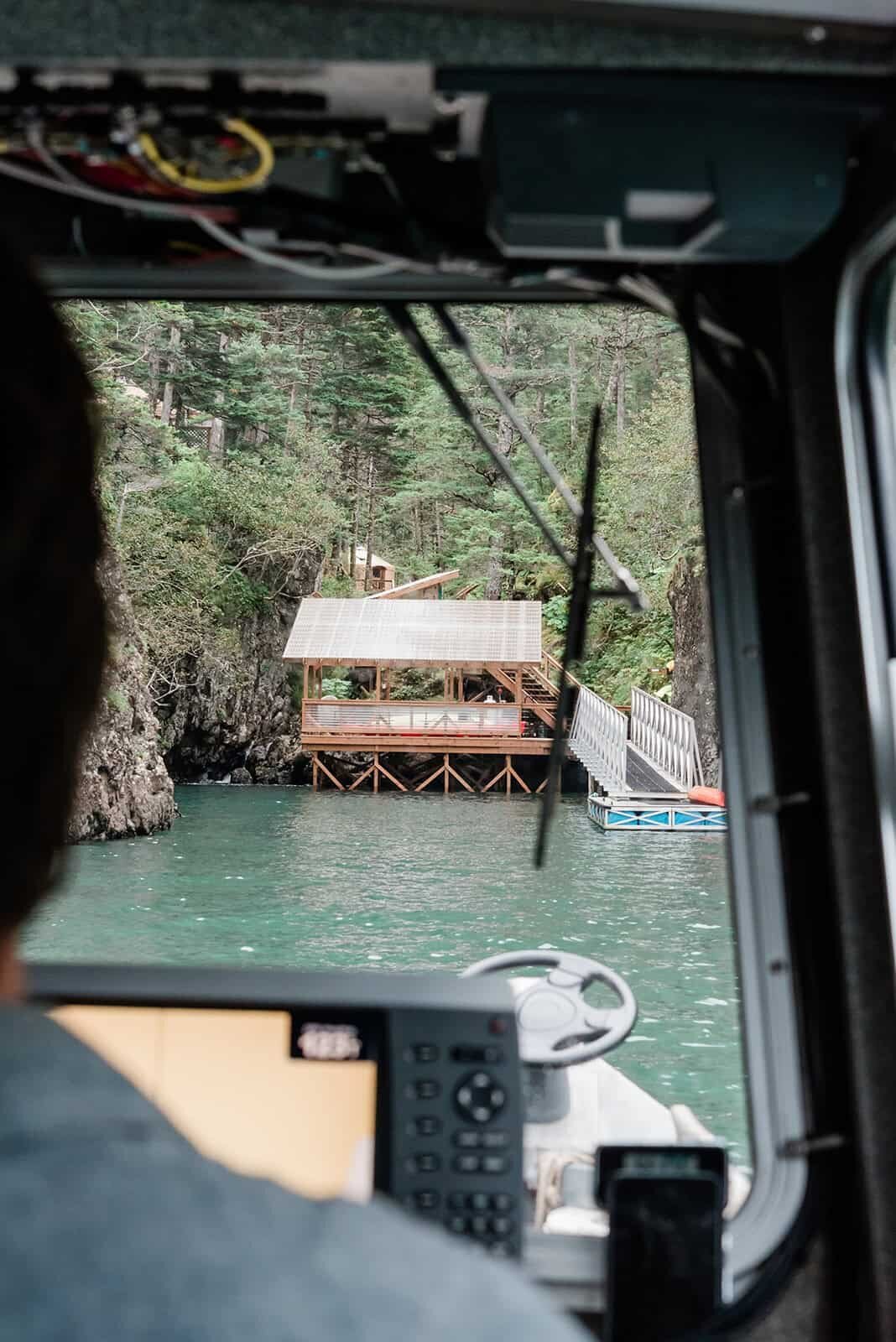 private-backcountry-luxury-remote-lodging-seward-wedding-venues