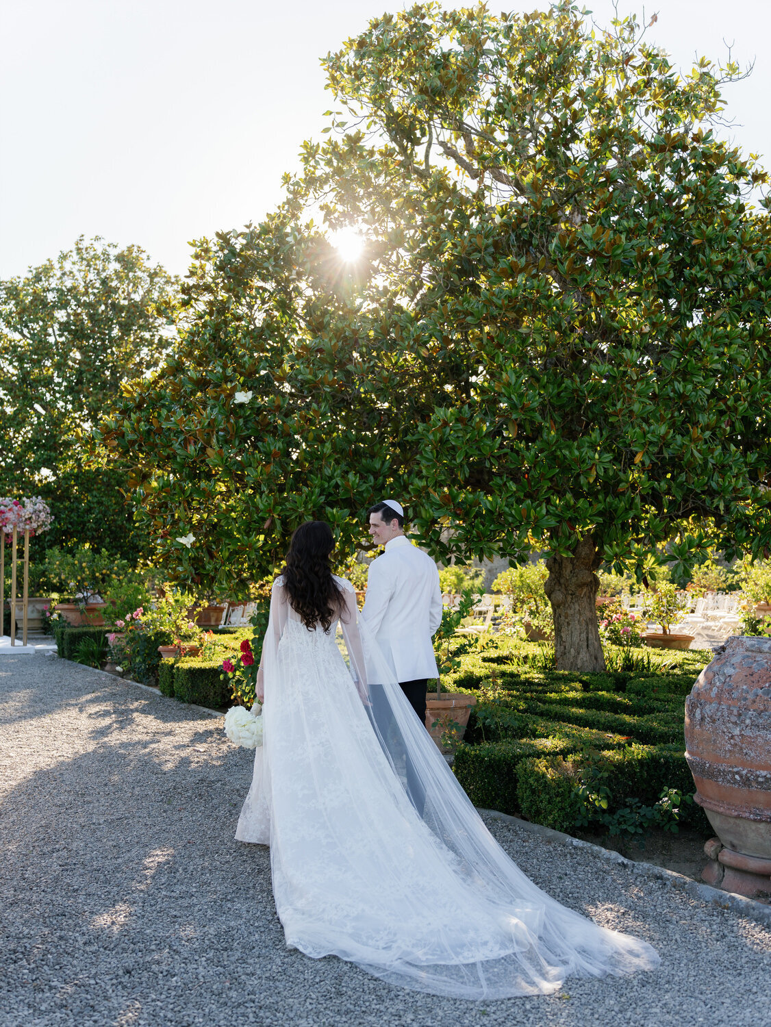 108-Bride-and-Groom-in-Villa-Courtyard