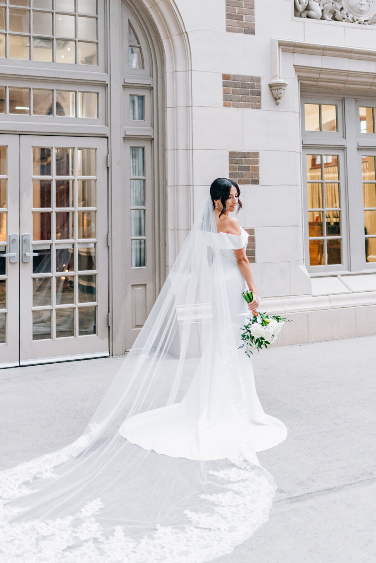 The Crystal Ballroom Wedding M.V. Photography Houston @mv_xoxo (43)