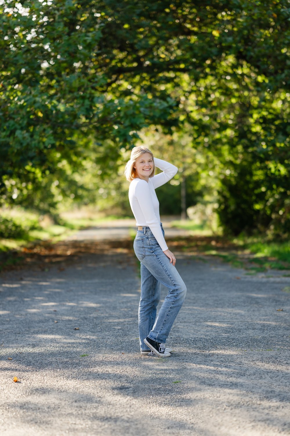 discovery park senior girl in jeans 