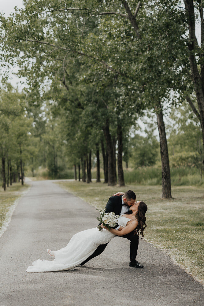 Plaza Rive-Sud Wedding - Emma Persi Photography-21