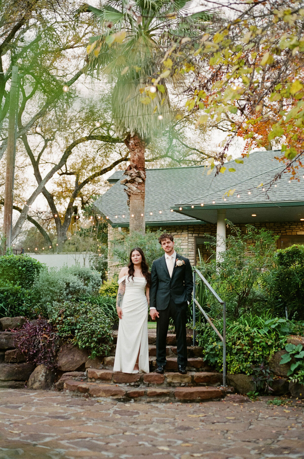 Lindsey&AlexWeddingPhotos_Film_AustinWeddingPhotographer_HereafterFilms_-79