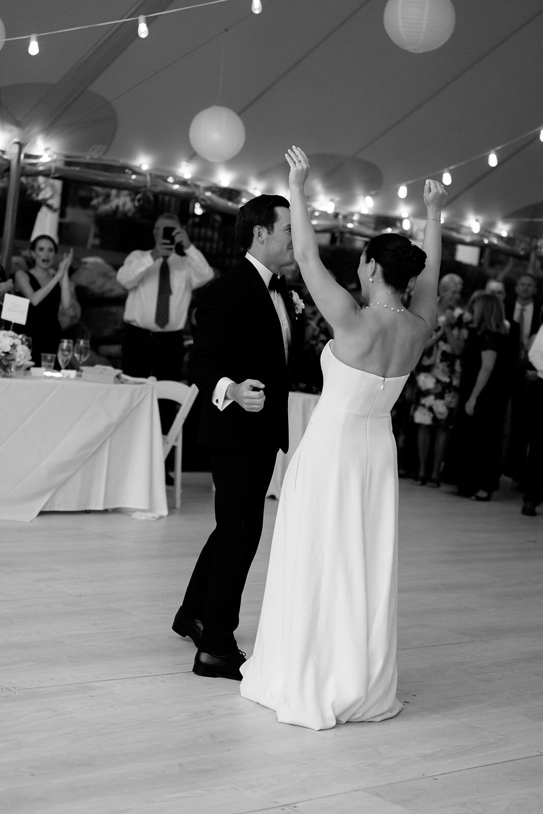 Fall-Arcola-Country-Club-Wedding-Brenna-Marie-Photo-Maryland-Wedding-Photographer (235)