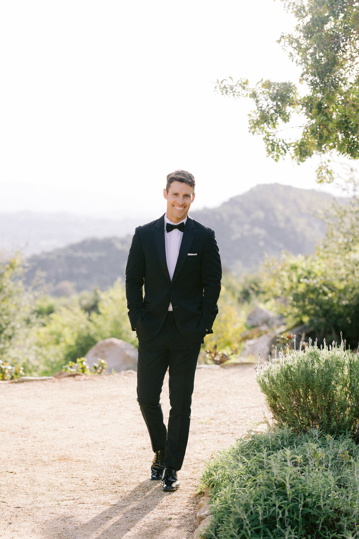 Santa Barbara, California Luxury Destination Wedding - Hunter Hennes Photography_0019