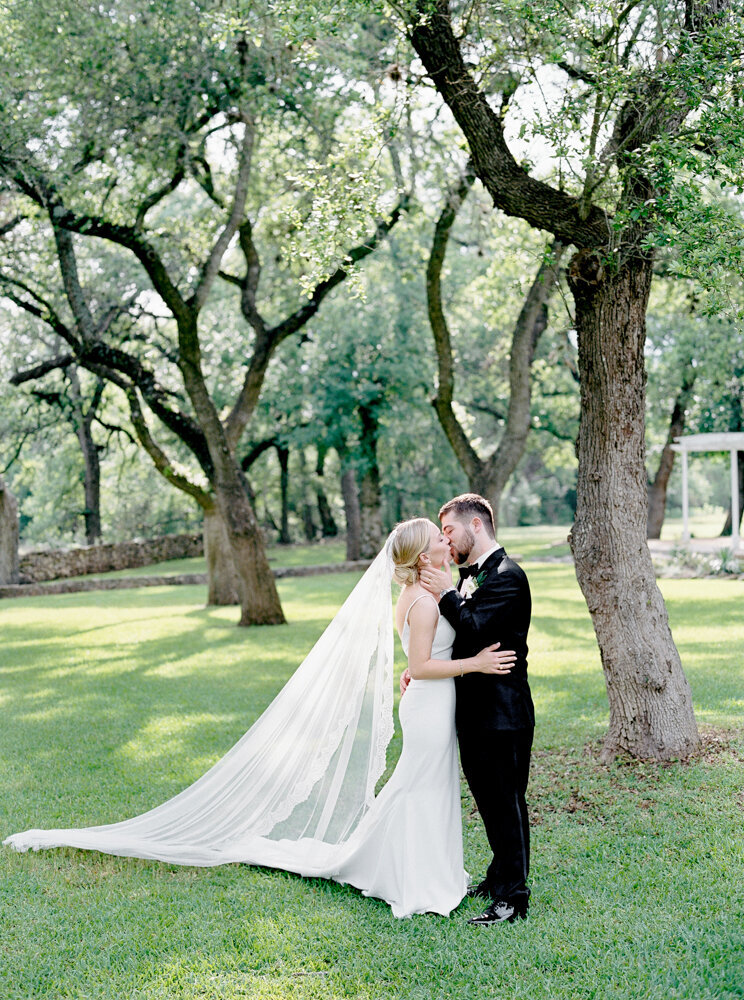 Top Austin Wedding Photographer-707