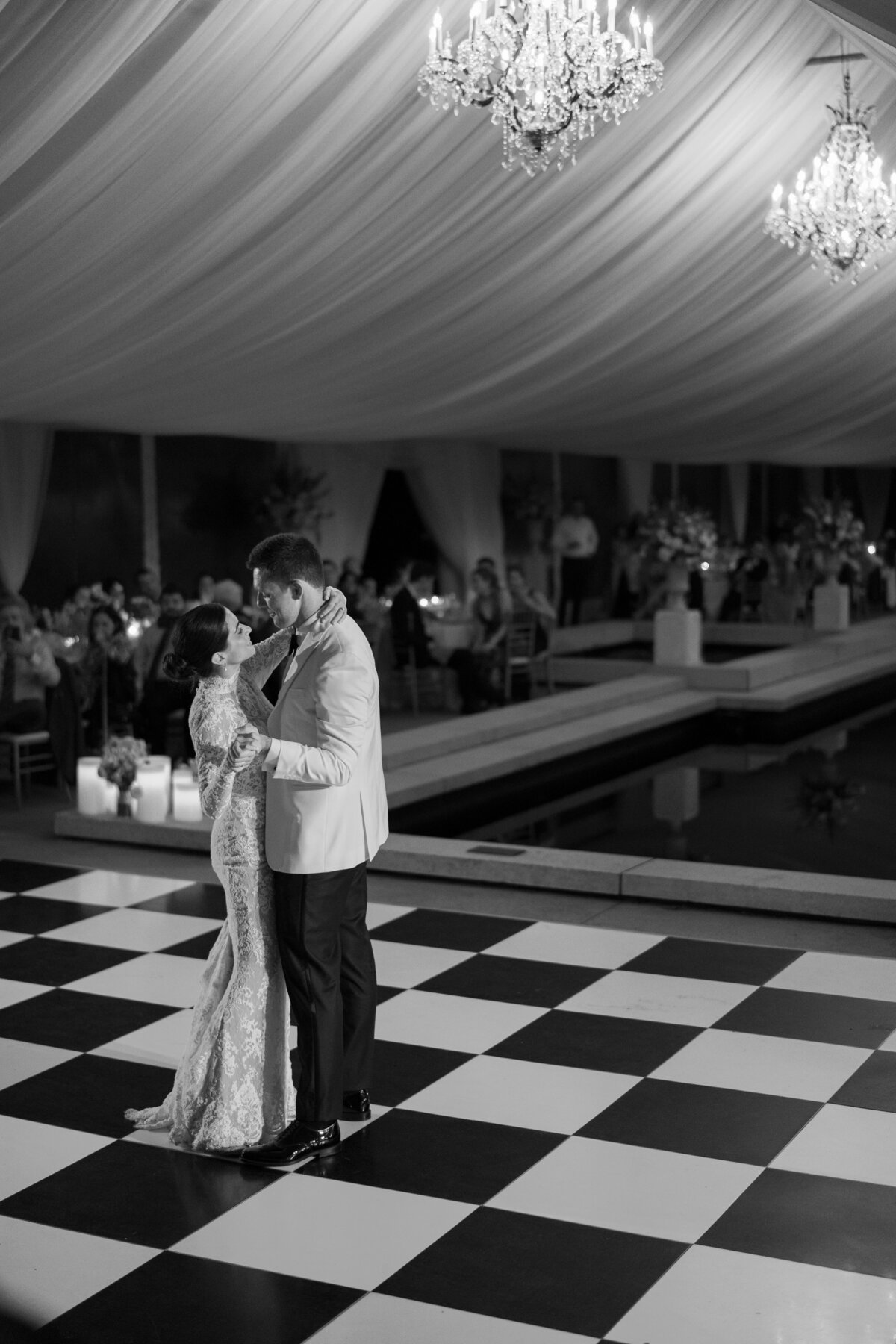 Cleveland Wedding Photographer Amanda Burman-8