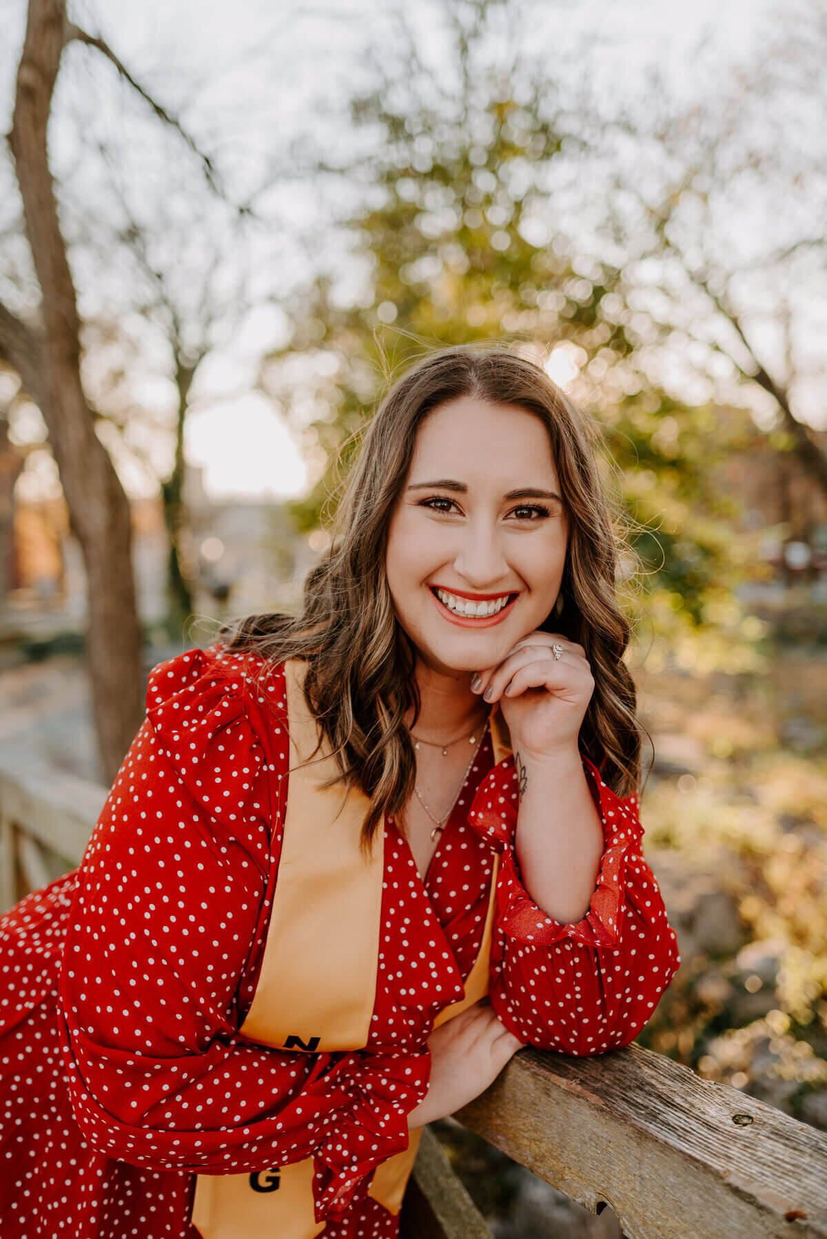 senior posing for nashville photographers senior pictures