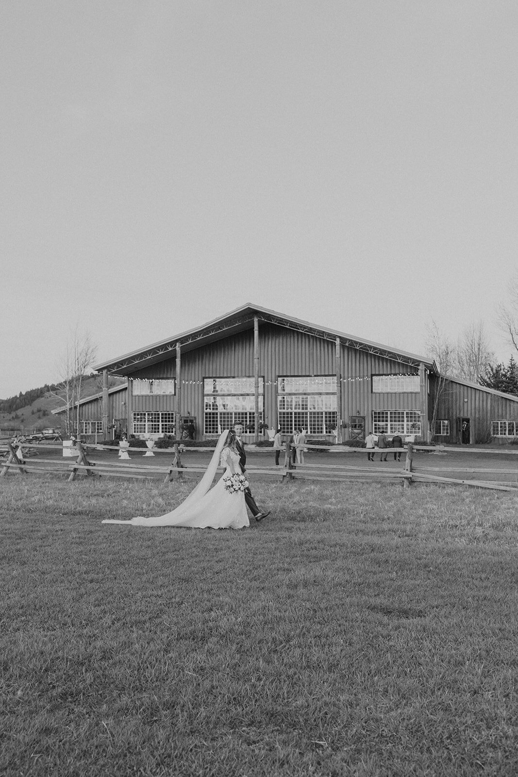 Diamond-cross-ranch-wedding-J-NFoxtails-photography-289