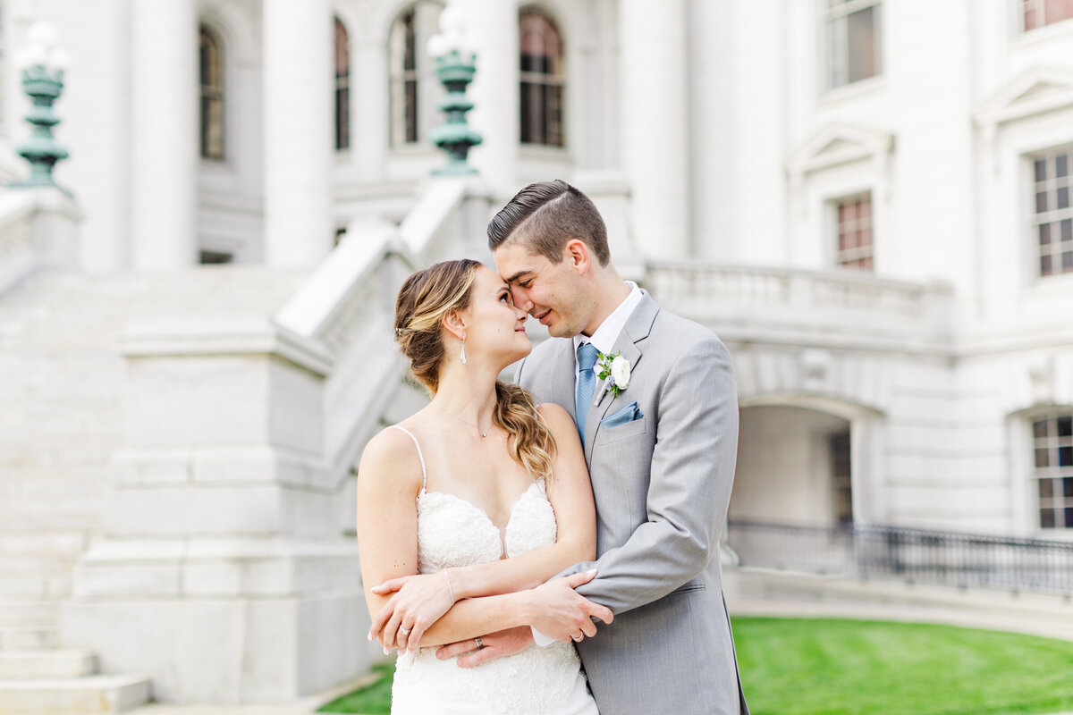 12_wisconsin_state_capitol_wedding_images