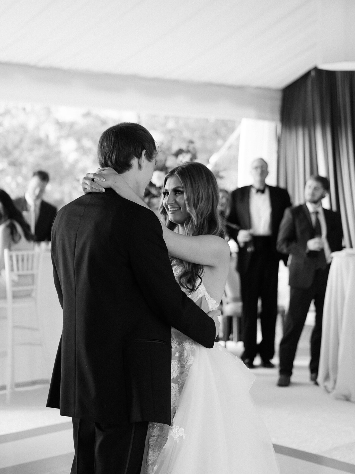 Oxford Mississippi luxury tented wedding photographer 0055