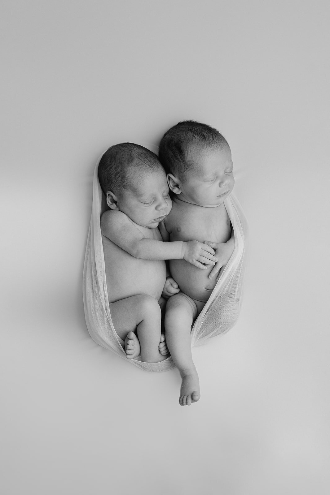 newborn-photography-twins