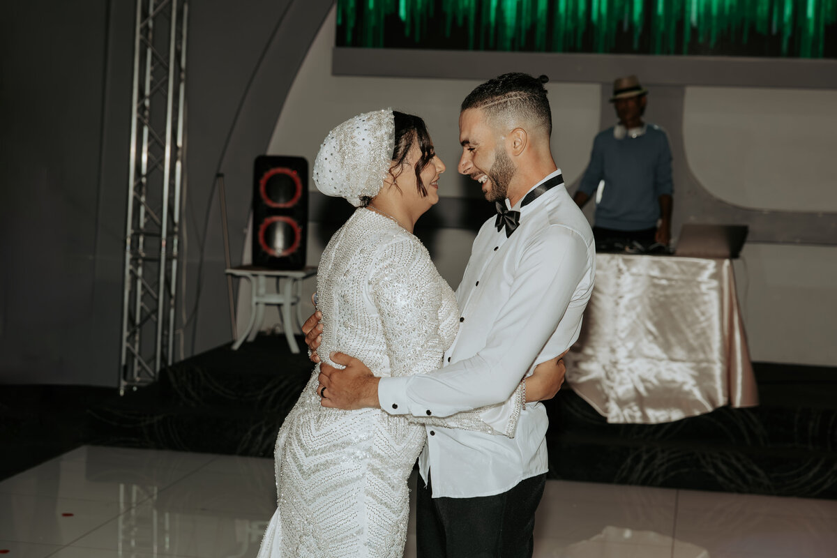 Arabian Wedding in Los Angeles – First Dance Couple Moment