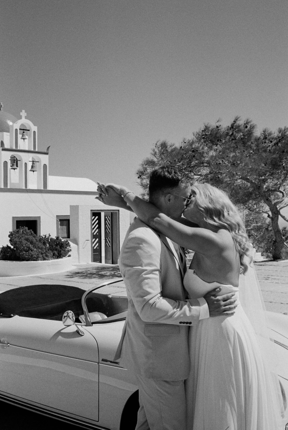 santorini-summer-elopement-film-greece-island-elegant-timeless-vintage-62