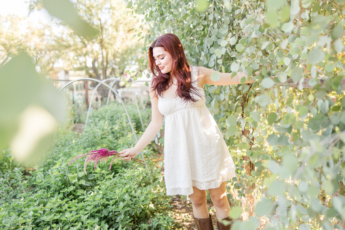 Blue-Door-Blooms-Ariana-Senior-89
