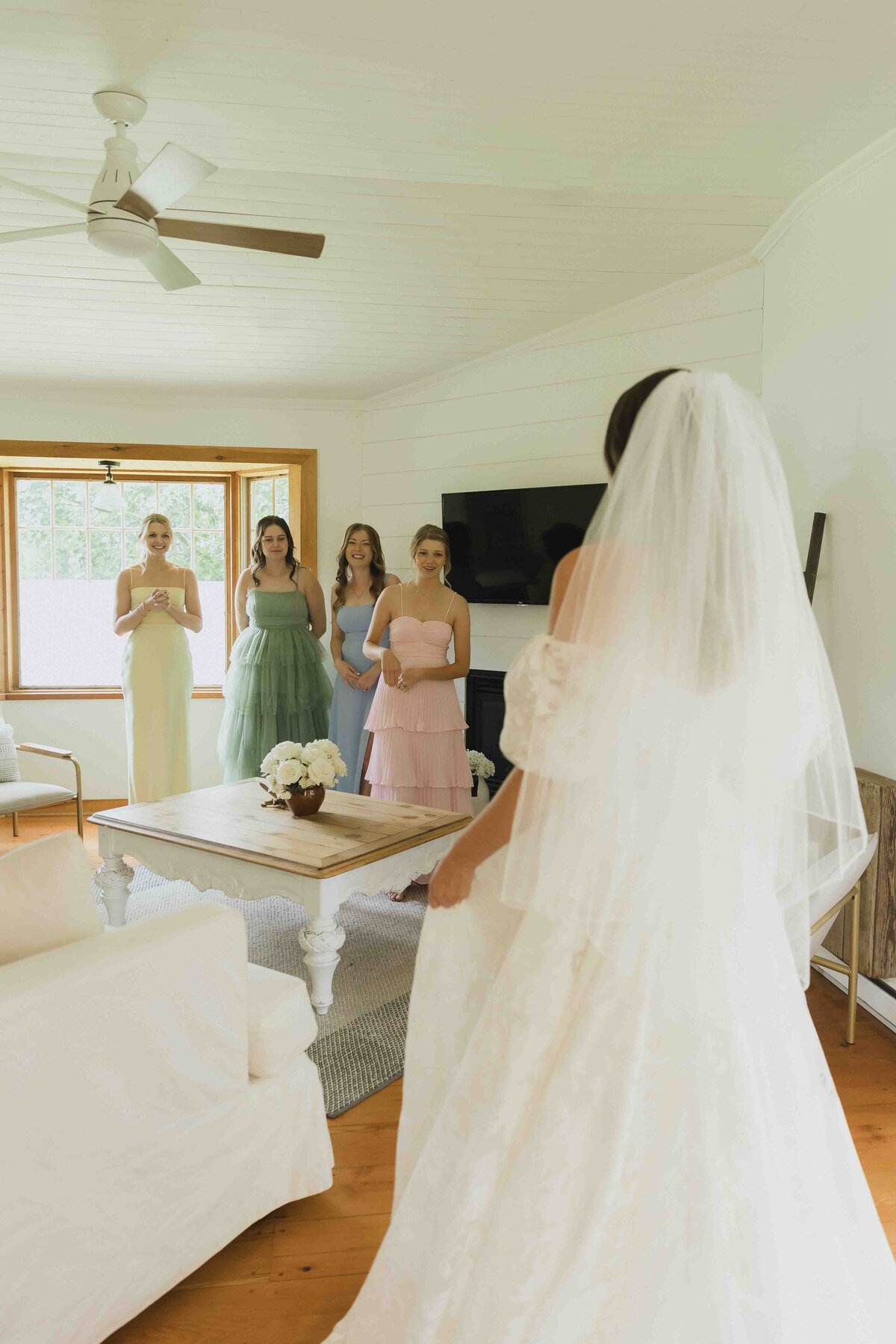 Colourful Spring Wedding - Sonia V Photography