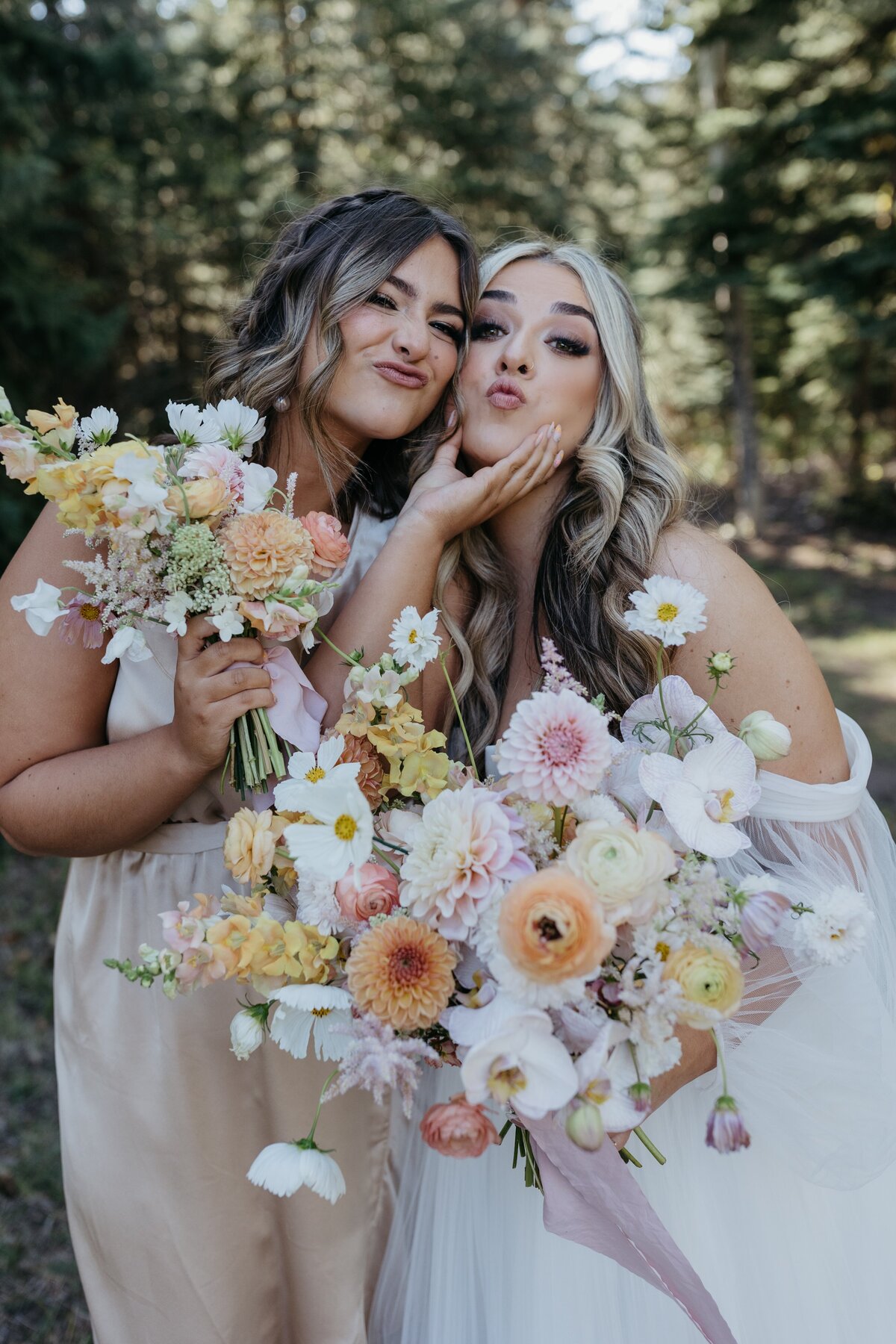evergreen-colorado-colorful-wedding-photography-rachel-artime-photo-8369