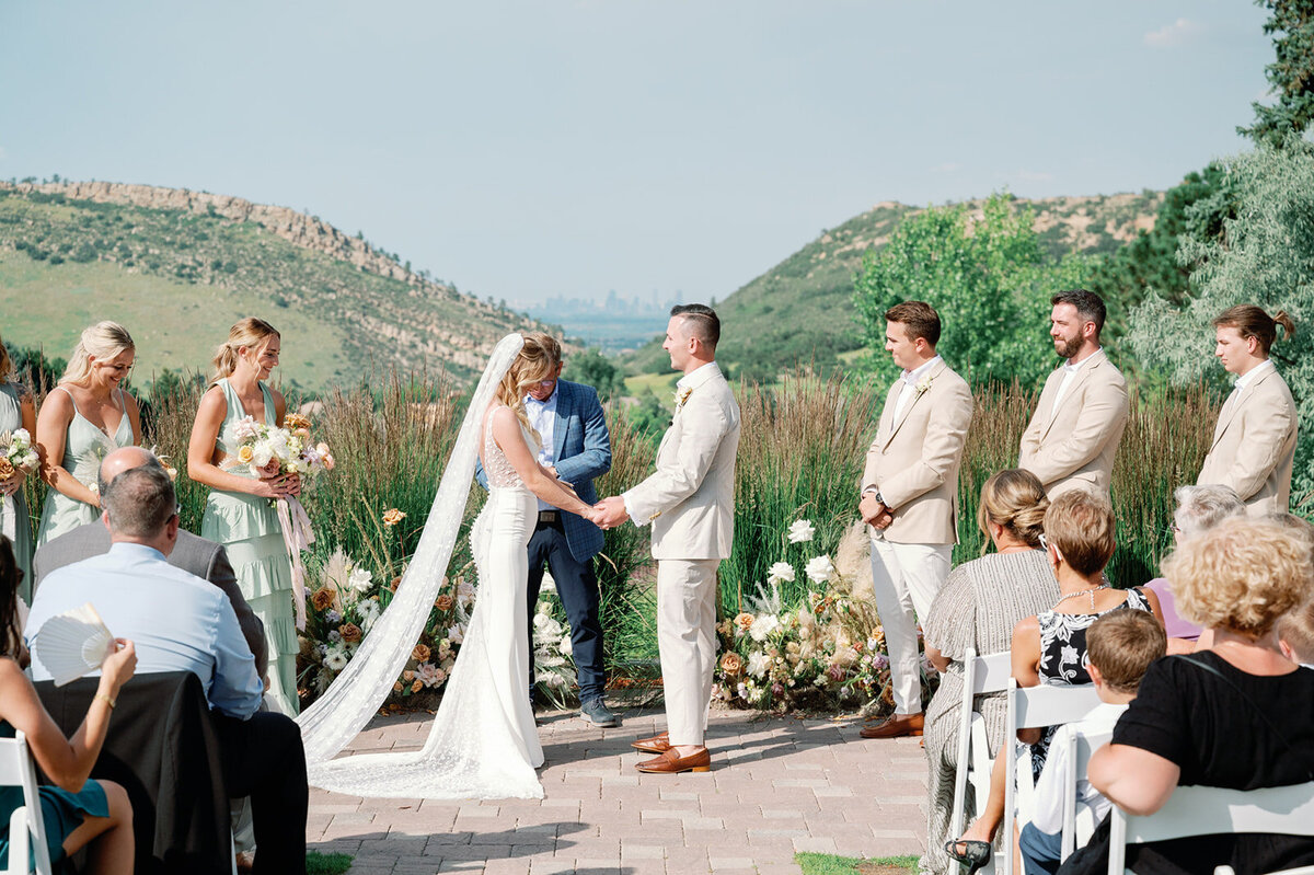 MorganandJoeSneakPeaksWedding-056