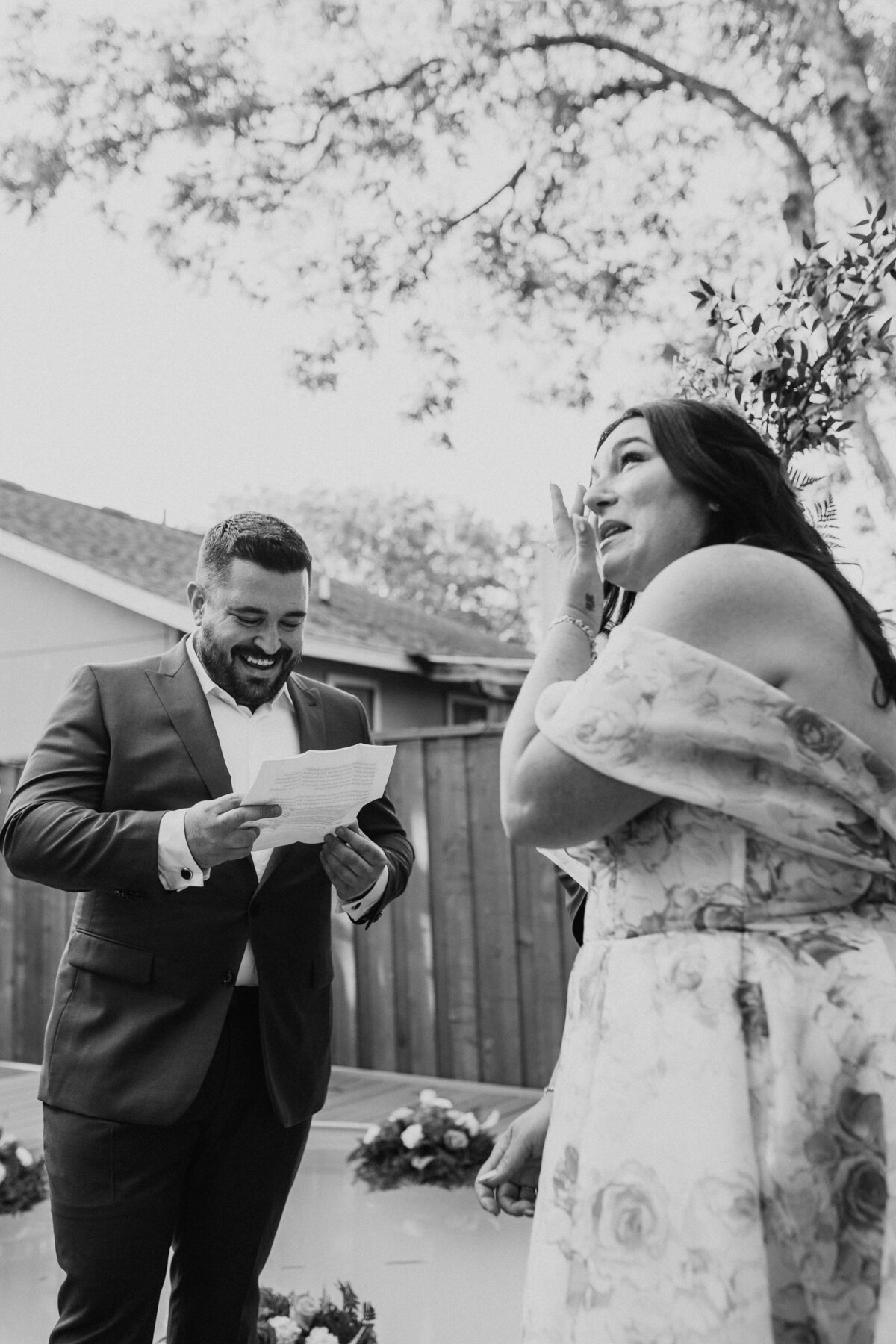 TessLesliePhotos-intimate-backyard-wedding-116