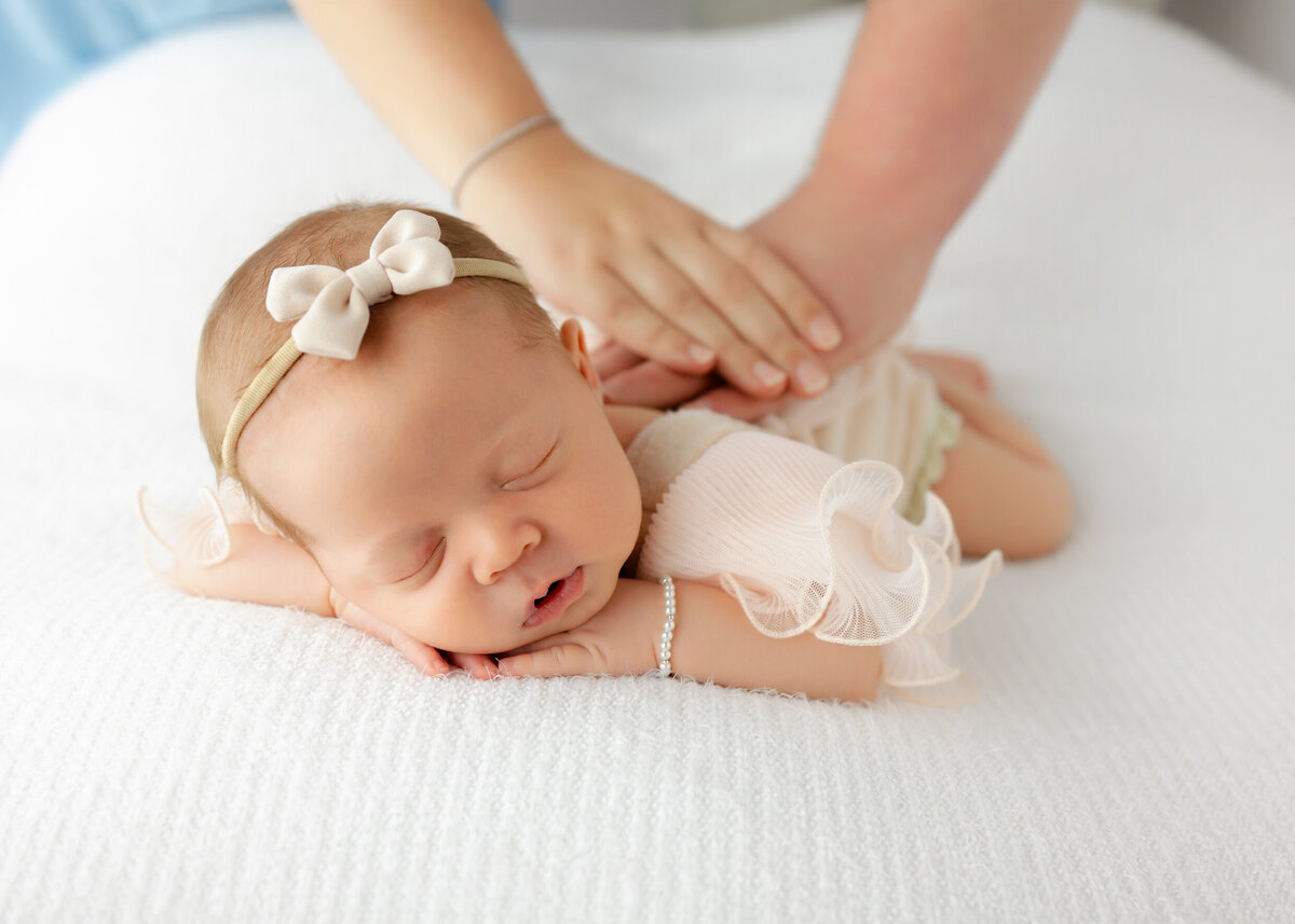 Savannah-newborn-photographer-17