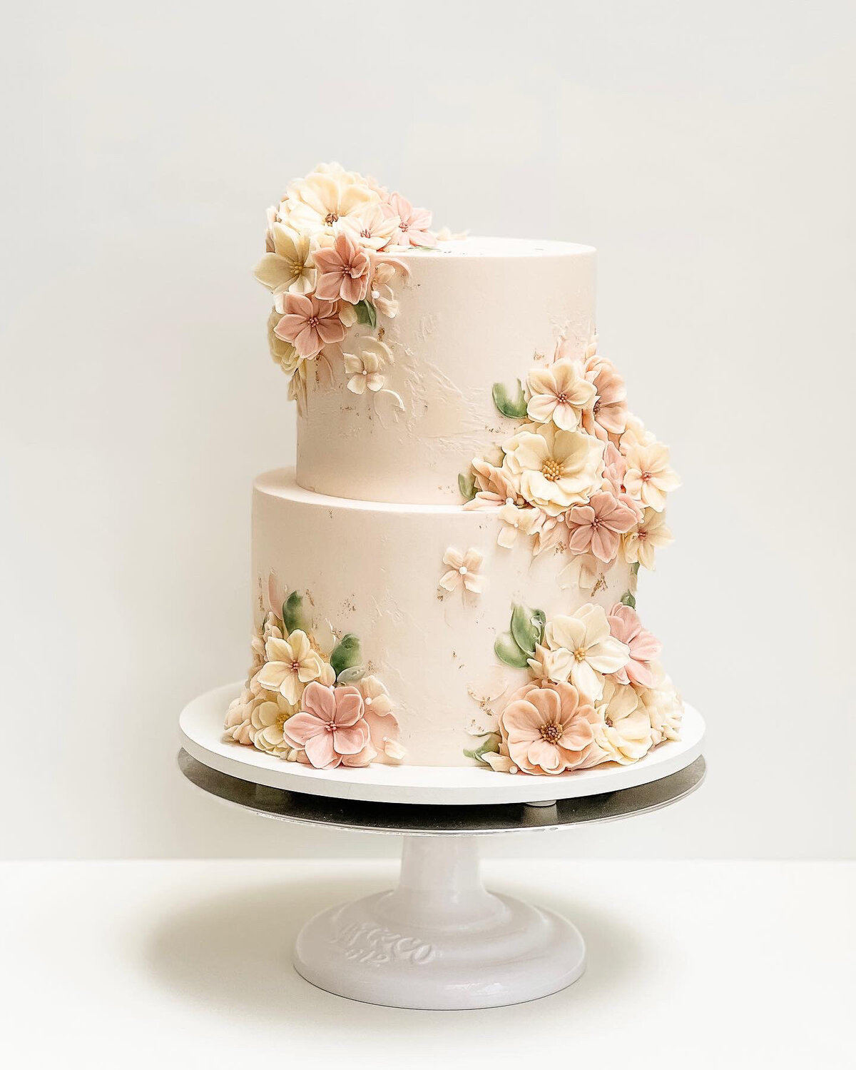lilacakeshop-wedding-cake-dina
