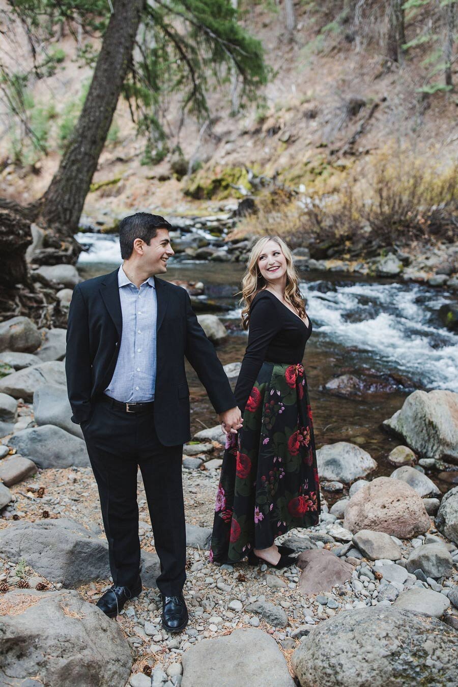 engagement_photos_butte_meadows_avh_photography_00003