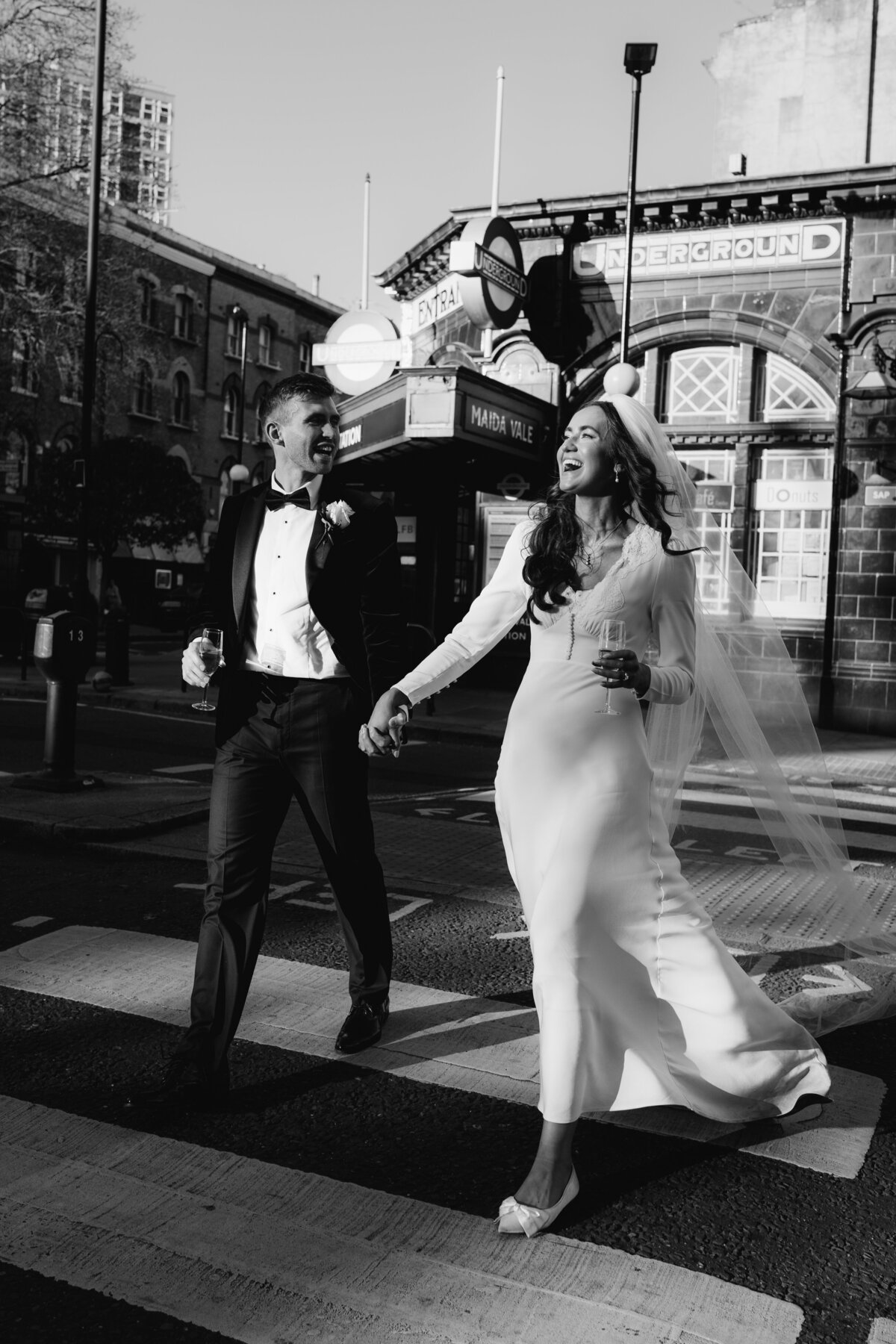 adorlee-weddings-121-editorial-style-bride-and-groom-photos-london