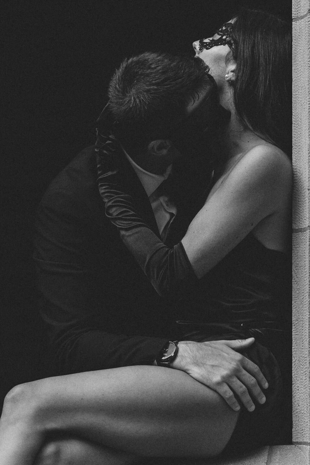 Documentary Style Intimate Wedding Photographer32