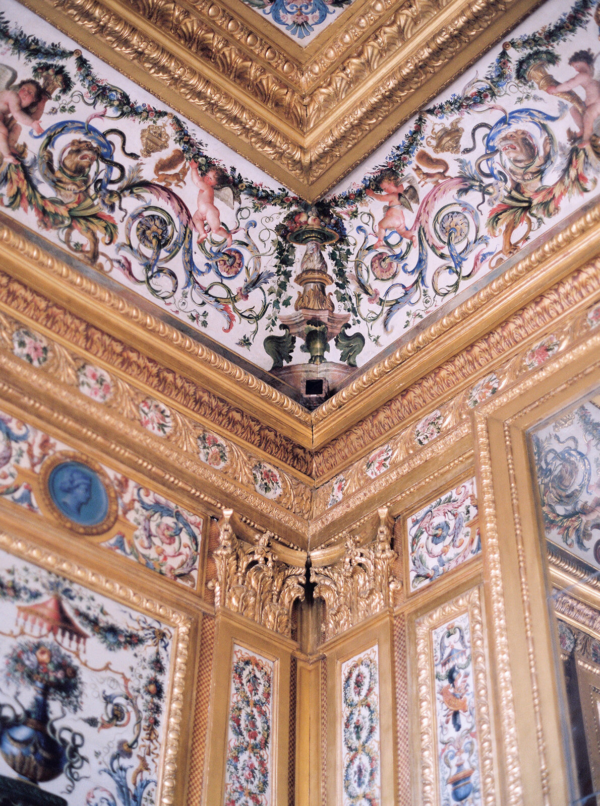 The photo was taken at Paris, France - Chateau Vaux le Vicomte, one of the top destination wedding venues in France, captured beautifully by photographer Audrey FORA. In addition to Audrey FORA's photography, East West Films also offers videography services at the venue.