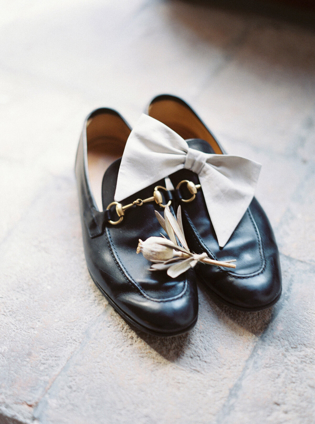 Maïlys Fortune Photography Husband Wife Wedding Weddings Photography France Switzerland Italy Timeless Dreamy Imagery Bilingual French English Destination Weddings Destination Wedding Provence French Riviera Paris Lake Como Tuscany48