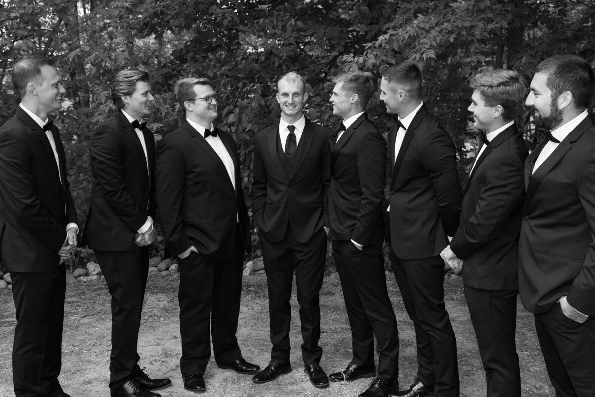 RevelWoodsPhoto-JensenPreviews-3306