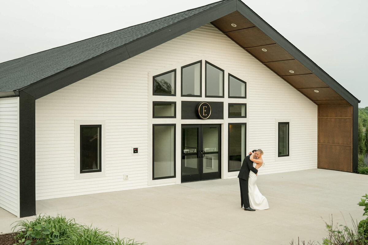 Wisconsin-Wedding-Photographers-287