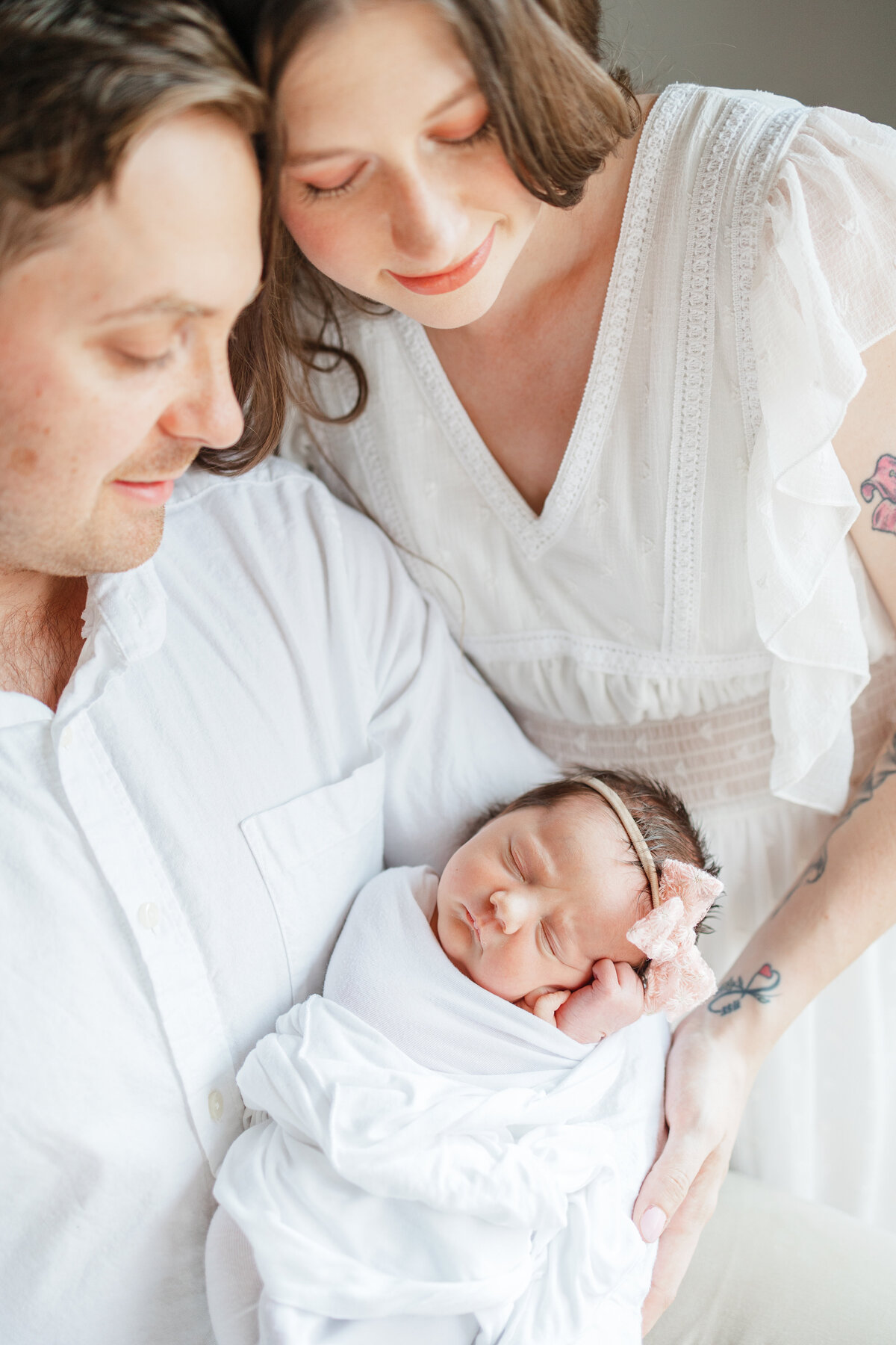 newborn-photos-at-home-in-virginia-beach-6