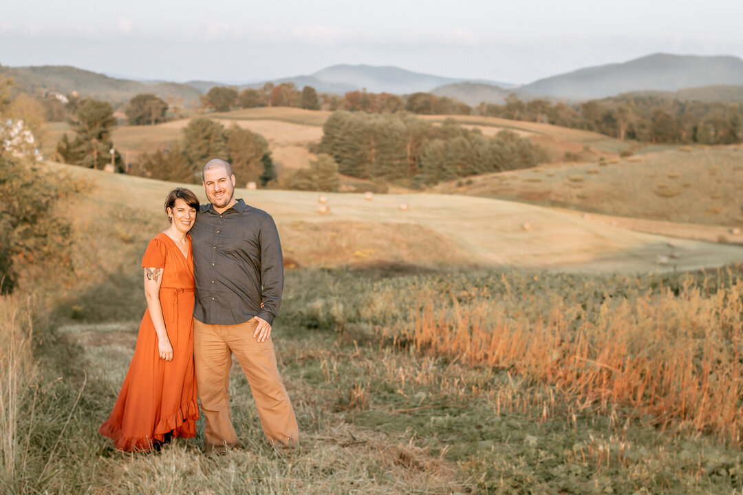 2022_family_rustic-fall-photosession_sinkland-farms_blue-ridge-mountains_new-river-valley_rustic-fall-9164