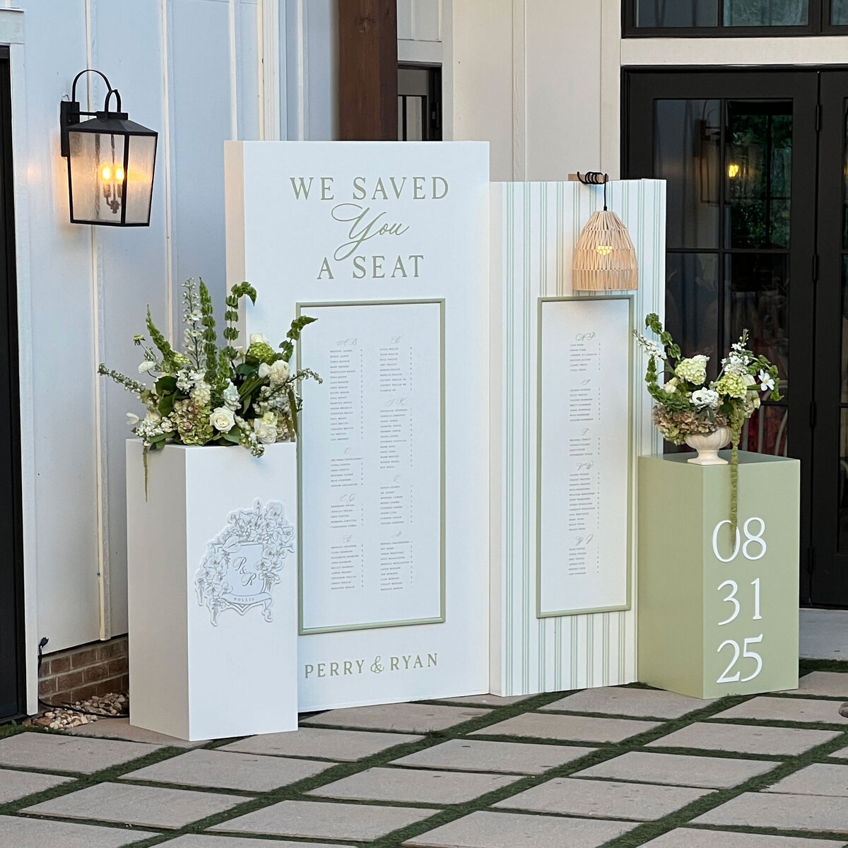 Pixels-and-Wood-Creative_Seating-Chart_PerryRyan