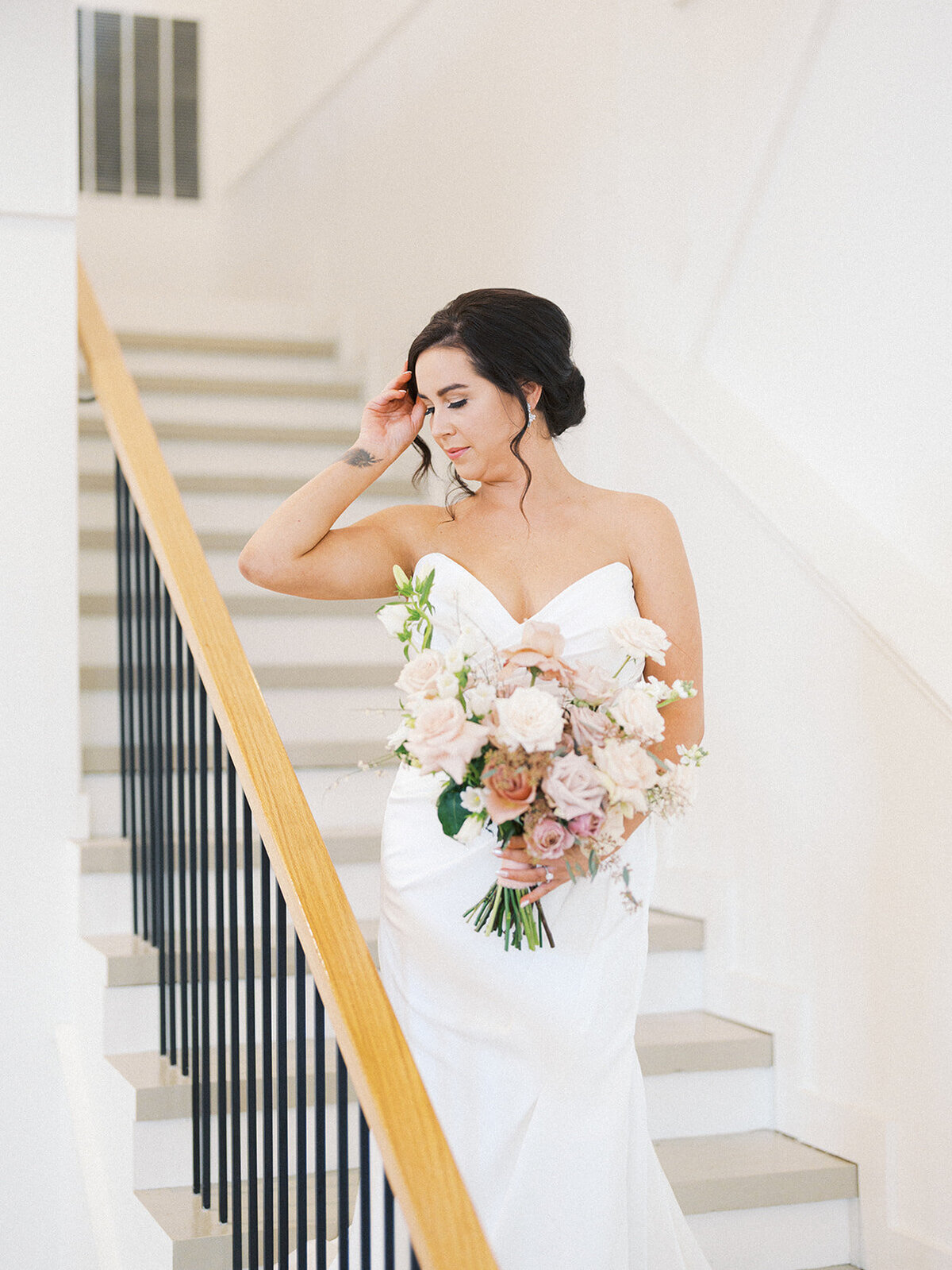 megan-ryan-wedding-girls-getting-ready-38_websize
